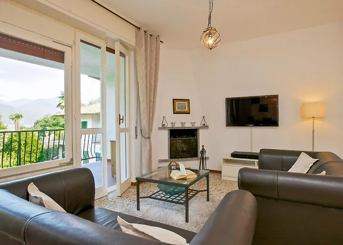 Casa Magnolia Feriehus Luino